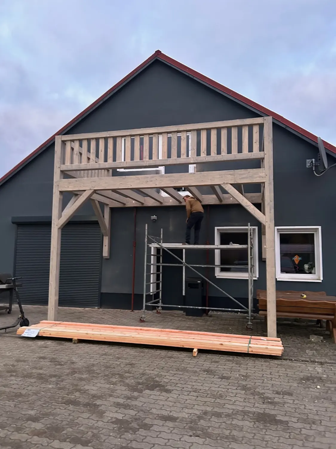 DLS Schröder - Terrassenkonstruktion Holzhütte